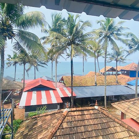 Paradise Inn Beach Resort Varkala Exteriér fotografie